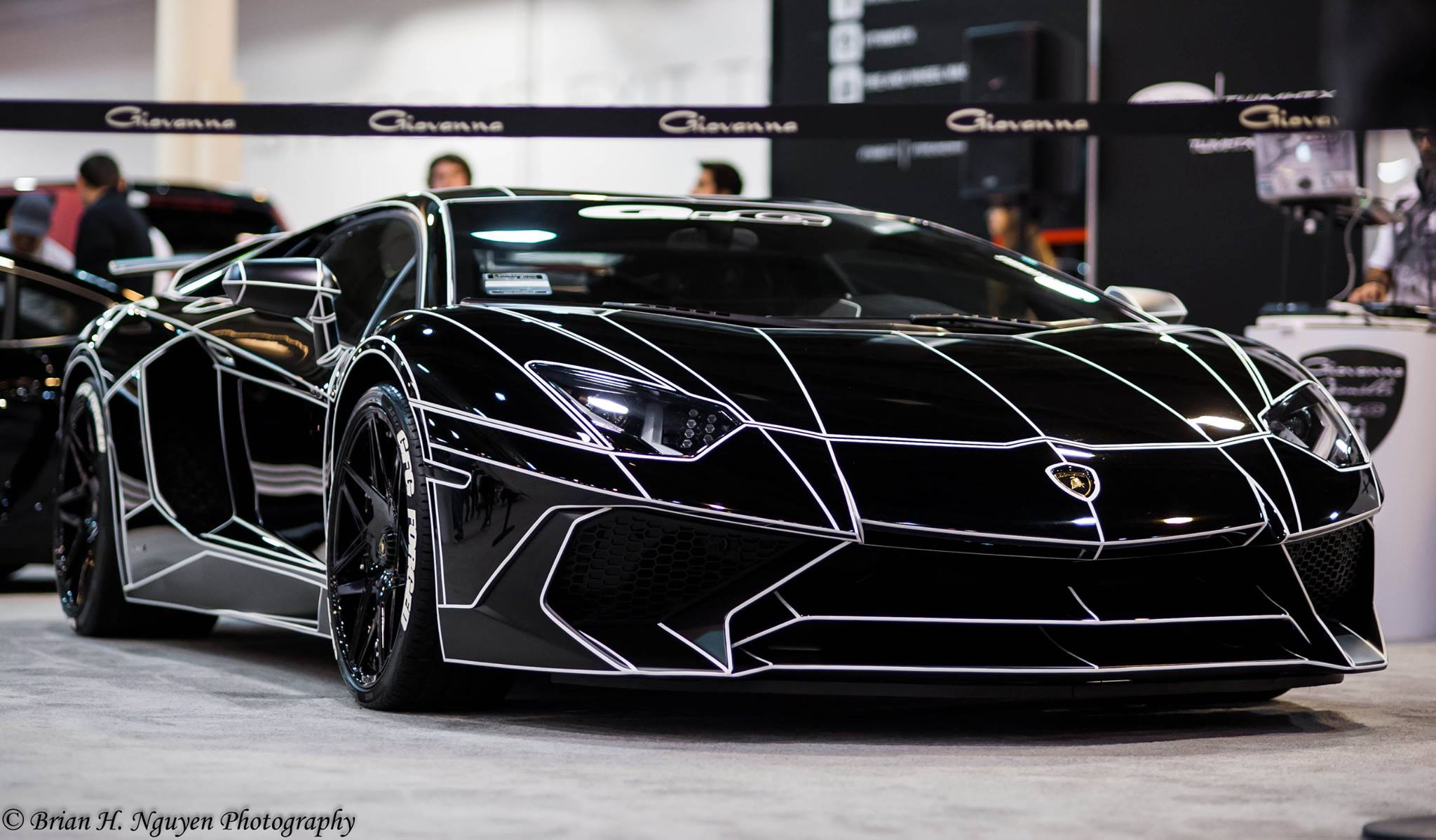 Black Tron Lamborghini Aventador от Giovanna Wheels